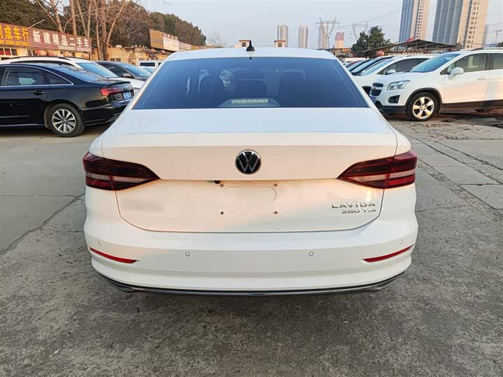 Фото 6 - Volkswagen Lavida