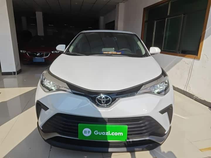 Фото 3 - Toyota Izoa