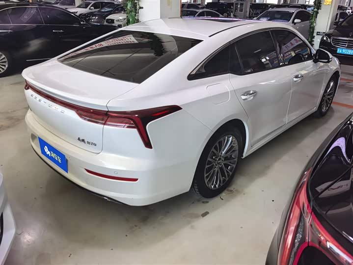 Фото 3 - Bestune B70