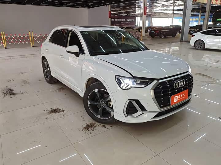 Фото 5 - Audi Q3