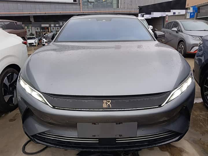 Фото 3 - BYD Han