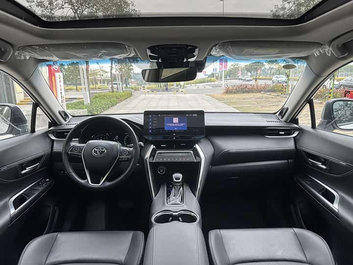 Фото 8 - Toyota Venza