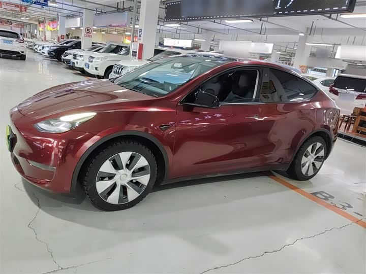 Фото 5 - Tesla Model Y