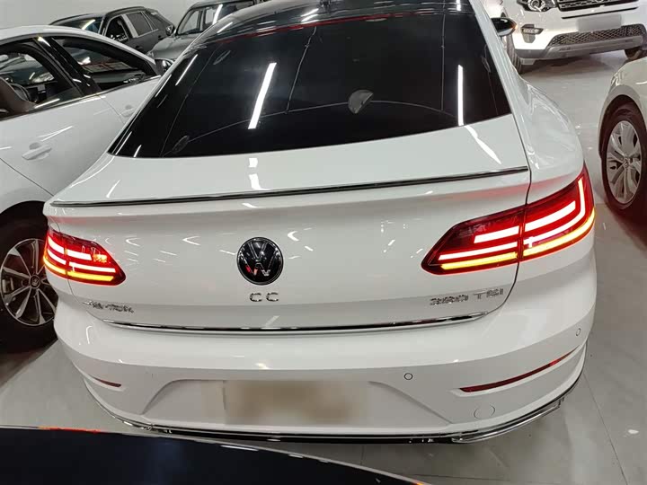 Фото 6 - Volkswagen CC