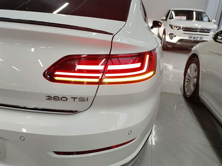 Фото 8 - Volkswagen CC