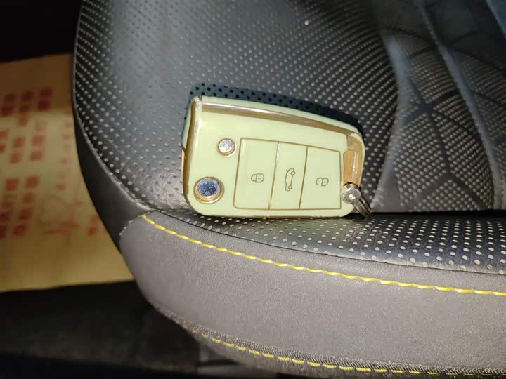 Фото 9 - Volkswagen CC