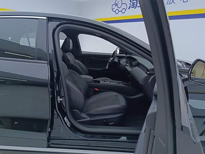 Фото 8 - Ford Mondeo