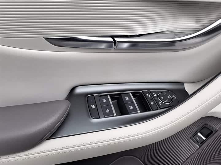 Фото 9 - BYD Song Plus Hybrid/EV