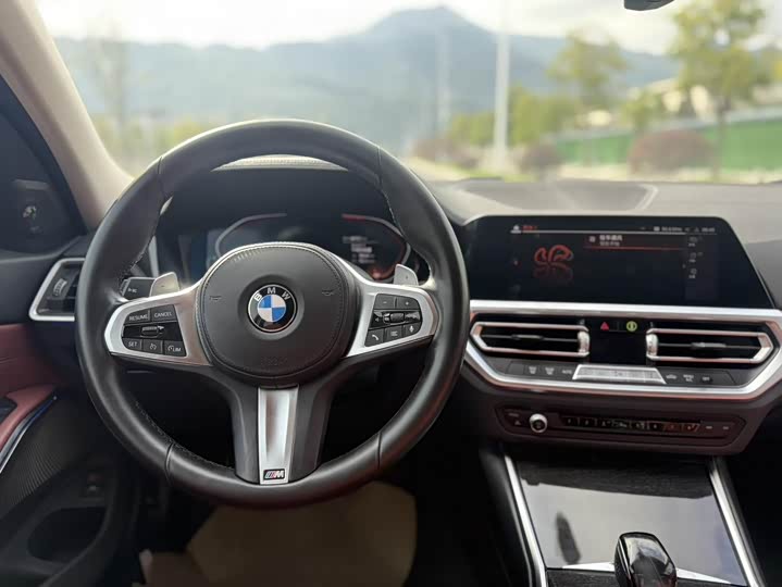 Фото 9 - BMW 3 Series