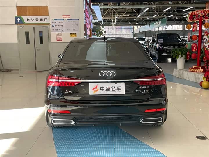 Фото 6 - Audi A6L