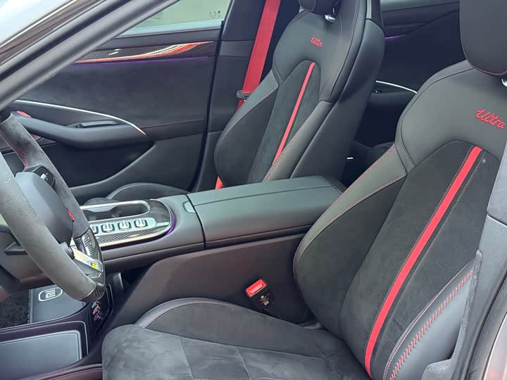 Фото 8 - Xiaomi SU7 Ultra