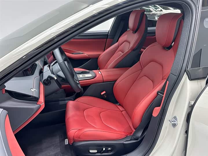 Фото 8 - Xiaomi SU7