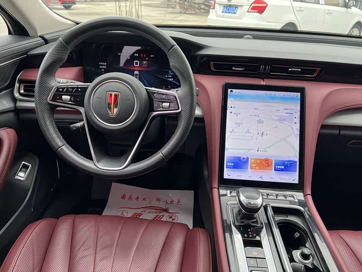 Фото 6 - Hongqi H5