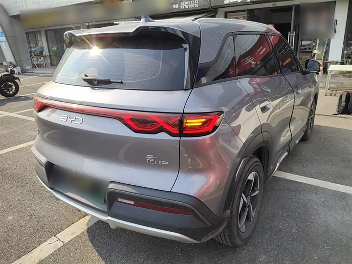 Фото 7 - BYD Yuan Up