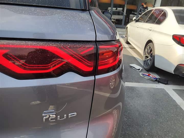 Фото 8 - BYD Yuan Up