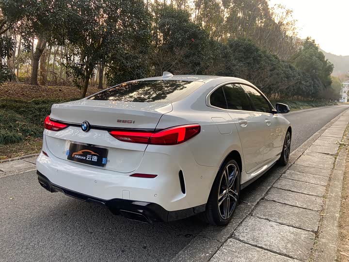 Фото 7 - BMW 2 Series