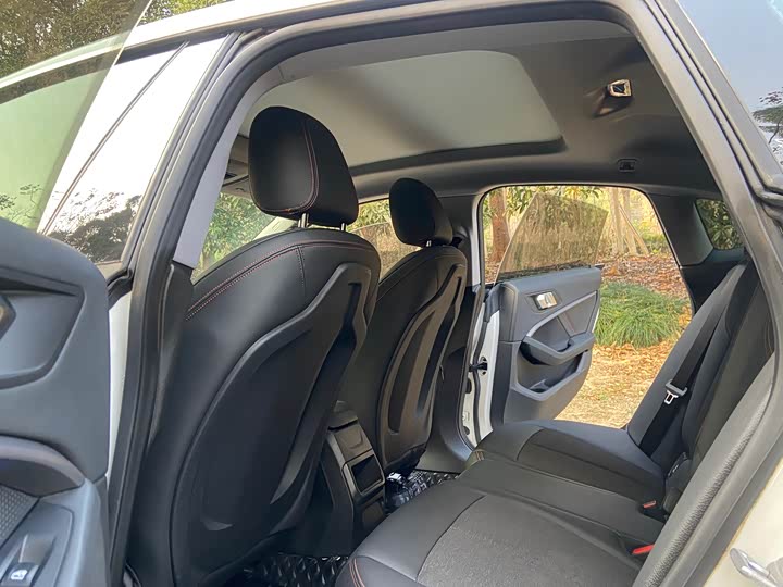 Фото 9 - BMW 2 Series