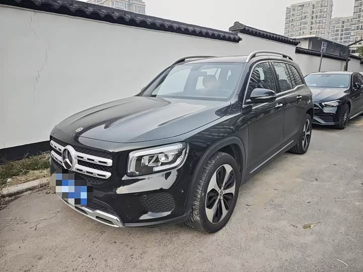 Фото 1 - Mercedes-Benz GLB-Class