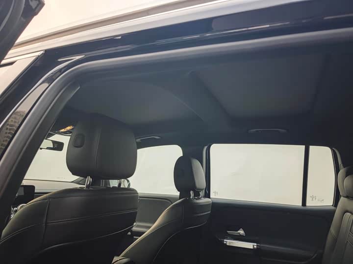 Фото 7 - Mercedes-Benz GLB-Class