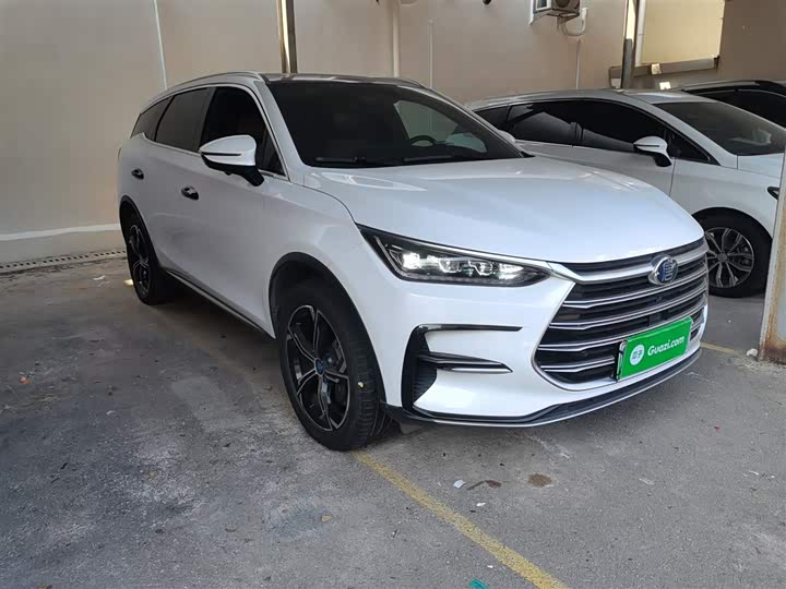 Фото 4 - BYD Tang Hybrid/EV