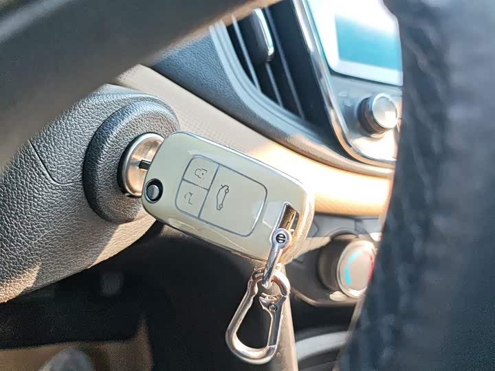 Фото 9 - Chevrolet Monza