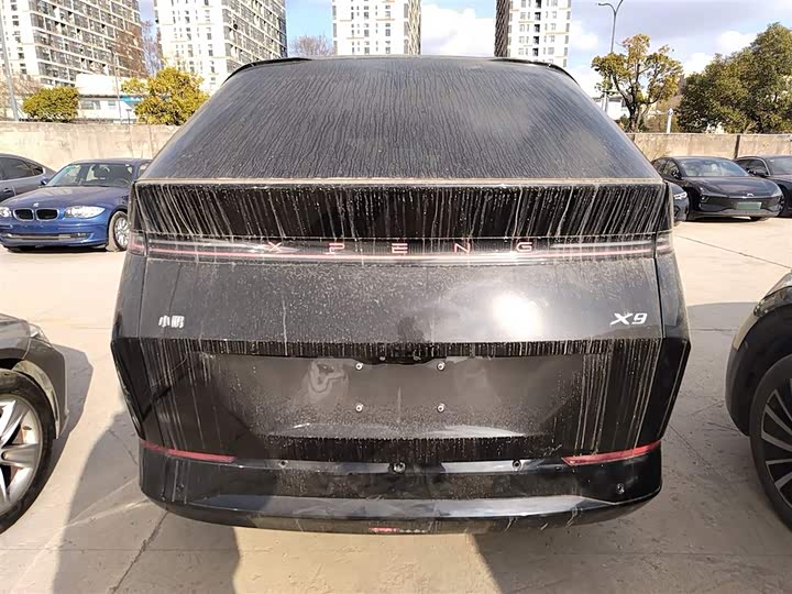 Фото 6 - XPeng X9