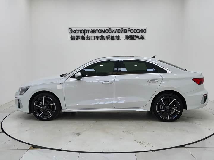 Фото 4 - Audi A3