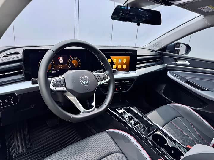 Фото 8 - Volkswagen Lamando L