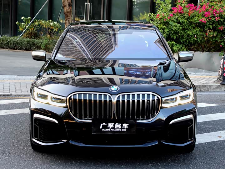 Фото 1 - BMW 7 Series