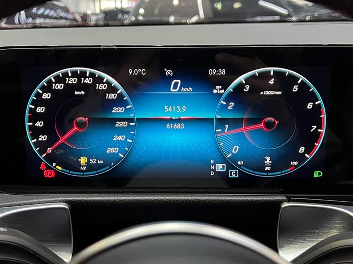 Фото 6 - Mercedes-Benz GLB-Class