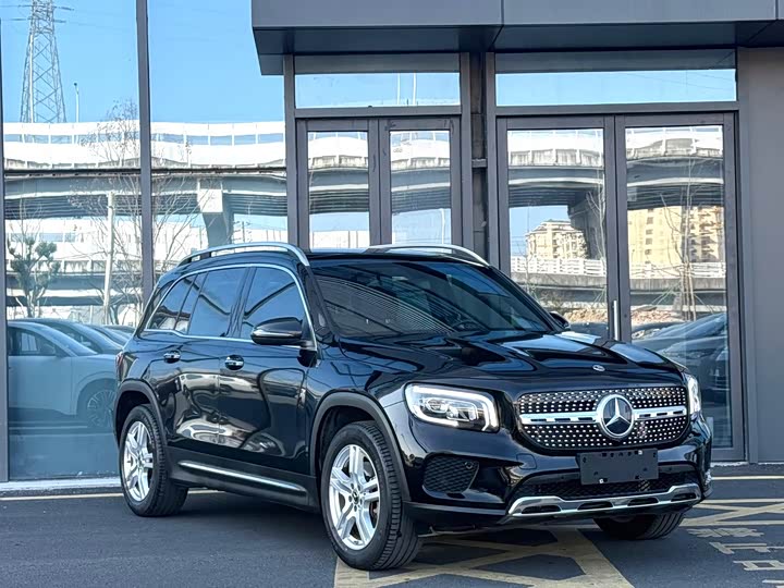 Фото 3 - Mercedes-Benz GLB-Class