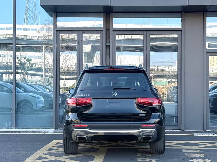 Фото 6 - Mercedes-Benz GLB-Class