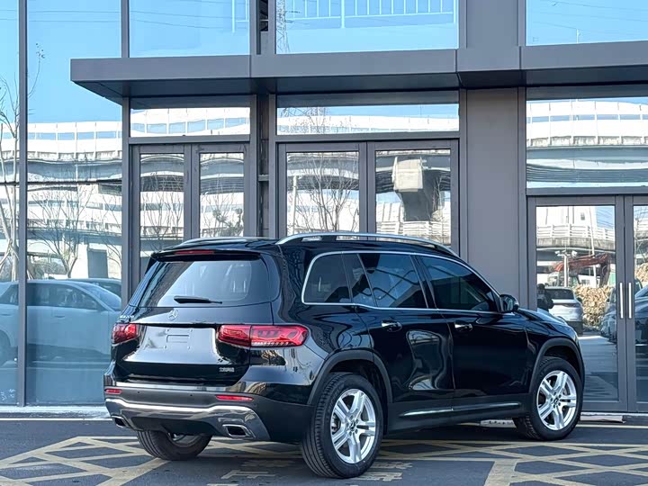 Фото 7 - Mercedes-Benz GLB-Class