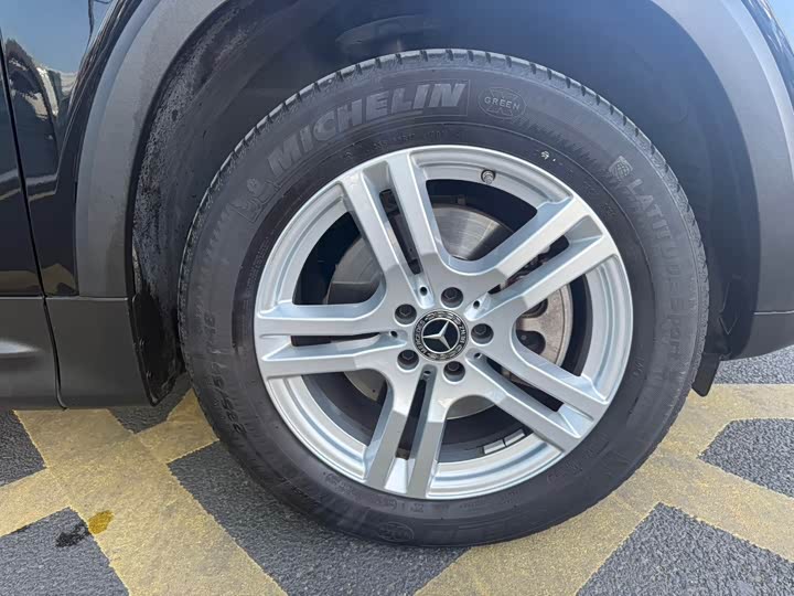 Фото 9 - Mercedes-Benz GLB-Class