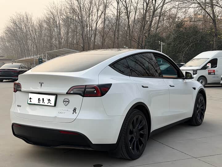 Фото 7 - Tesla Model Y