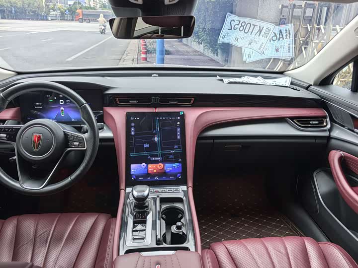 Фото 8 - Hongqi H5