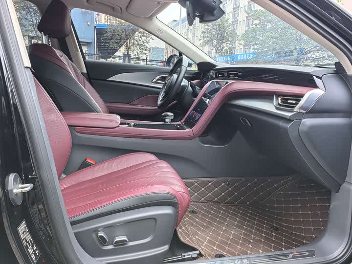 Фото 9 - Hongqi H5