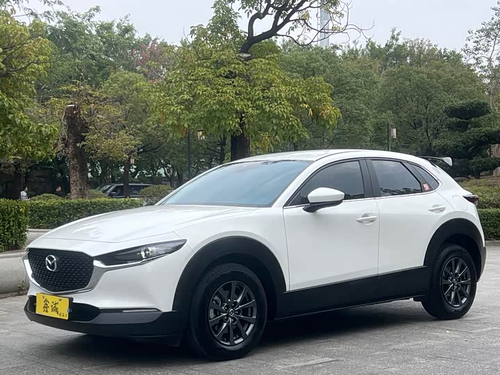 Фото 1 - Mazda CX-30