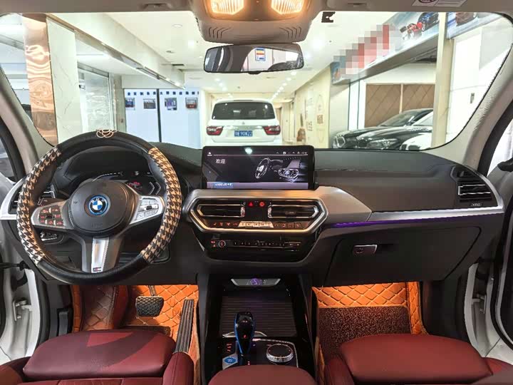 Фото 5 - BMW iX3