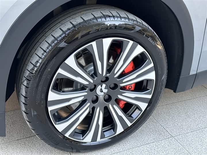 Фото 3 - Nio ES8