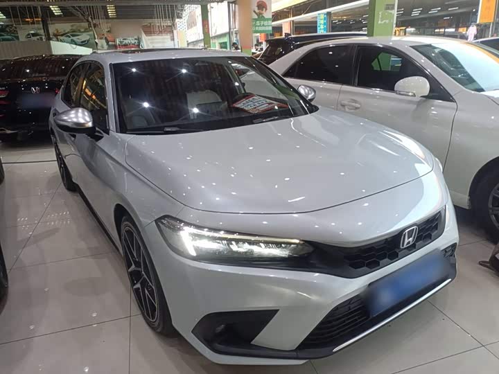 Фото 4 - Honda Civic