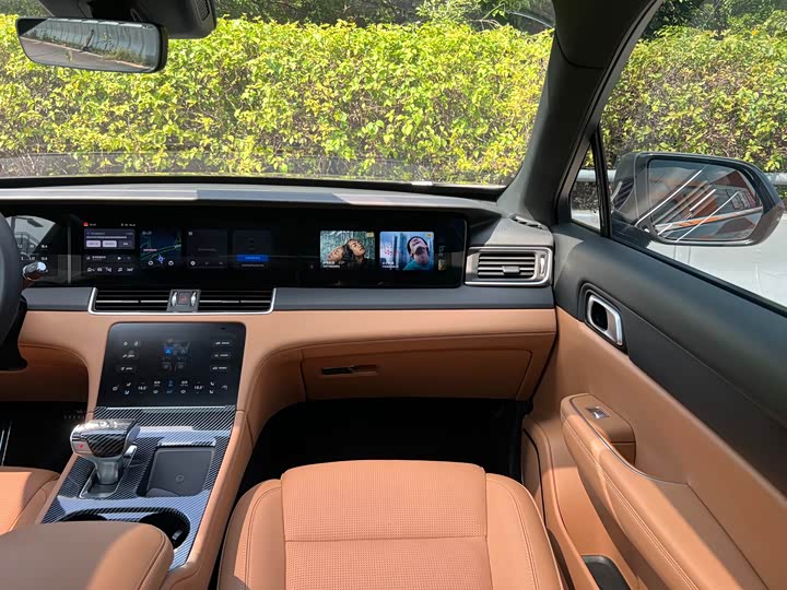 Фото 6 - LiXiang One