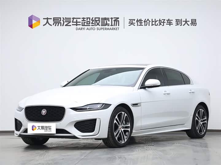 Фото 1 - Jaguar XE L
