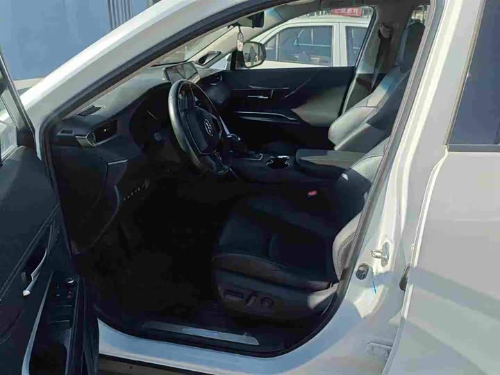 Фото 4 - Toyota Venza