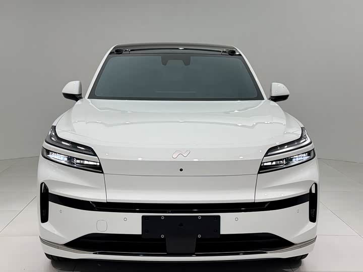 Фото 2 - Nio Onvo L90