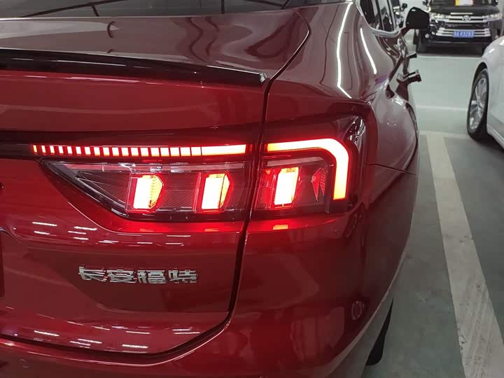 Фото 8 - Ford Mondeo