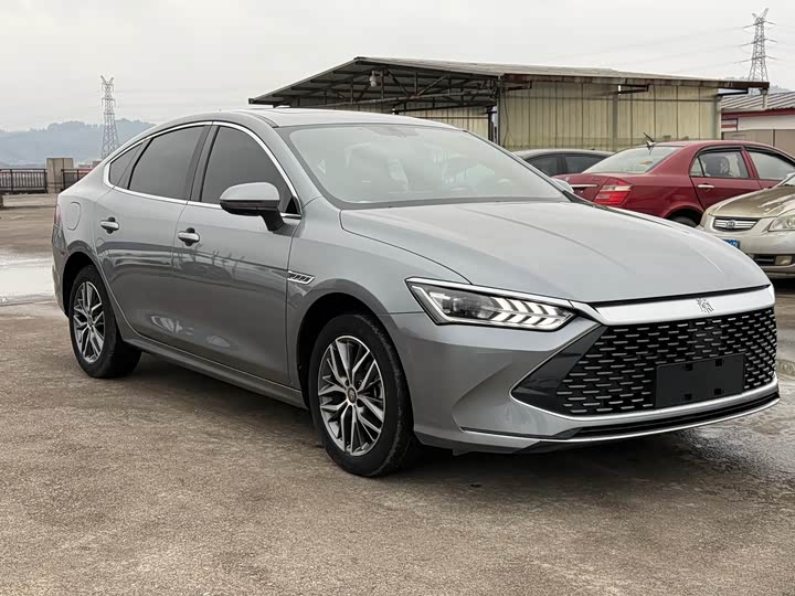 Фото 3 - BYD Qin Plus