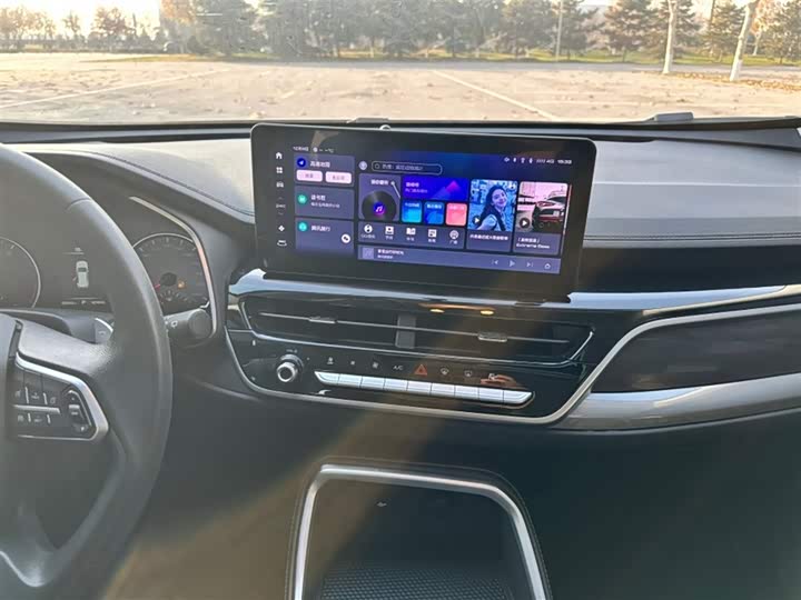 Фото 6 - Haval H6