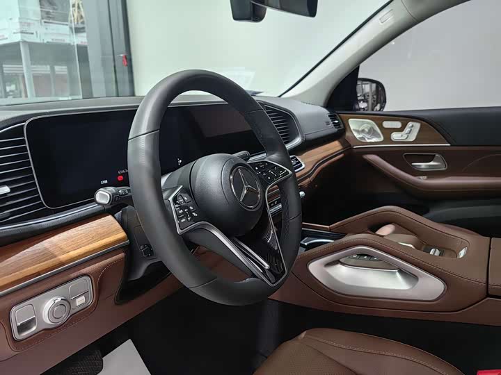 Фото 9 - Mercedes-Benz GLE-Class