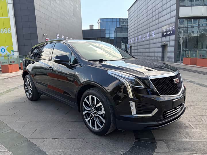 Фото 3 - Cadillac XT5